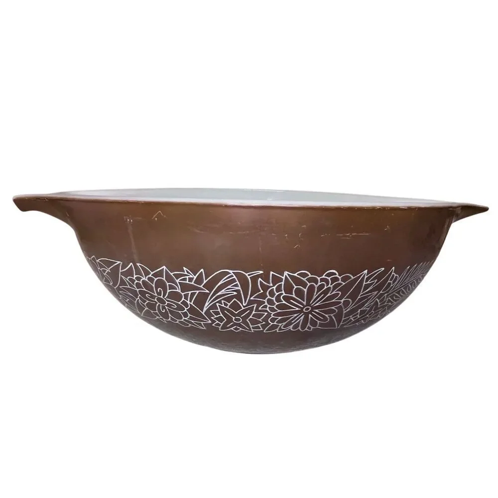 Vintage Pyrex Woodland Cinderella Bowl 444 Brown